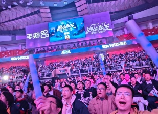 为向哥们证明《街头霸王6》不难，我要去总决赛揍“世界冠军”