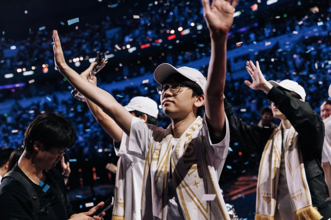 《英雄联盟》S15决赛赛后T1访谈：年龄不是问题