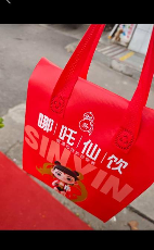 敢跟雪王中门对狙的杂牌奶茶“哪吒仙饮”，到底都是从哪来的？