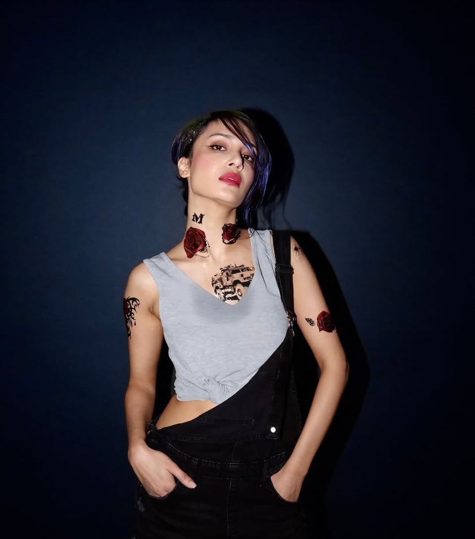 帕南原型直播《赛博朋克2077》 亲热剧情被父母撞见