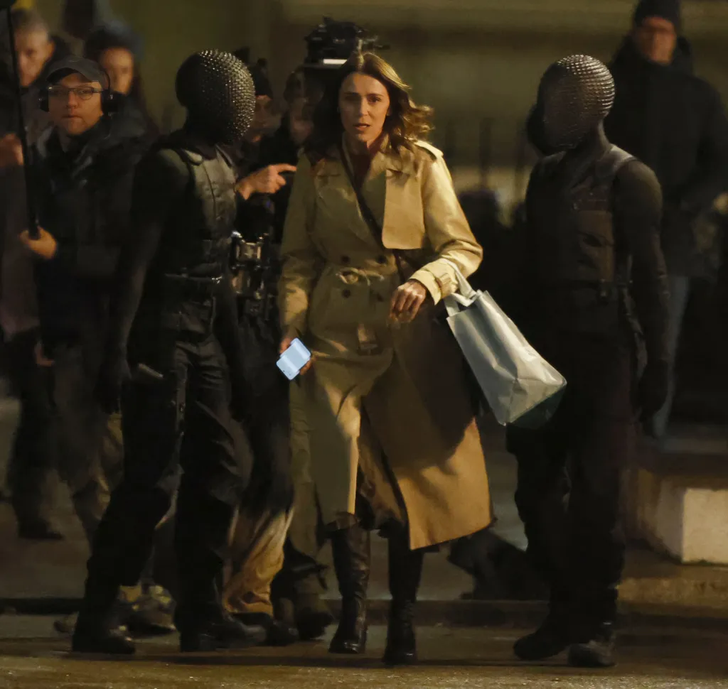 情怀拉满!《古墓丽影》前任劳拉配音演员回归真人剧