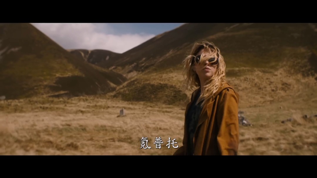 DC电影《超级少女》新预告 又是为了一只狗大杀四方