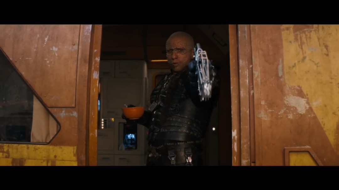 DC电影《超级少女》新预告 又是为了一只狗大杀四方